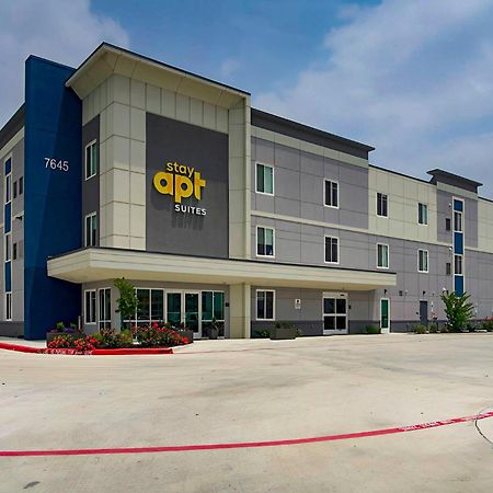 Stayapt Suites San Antonio-Randolph Live Oak Kültér fotó